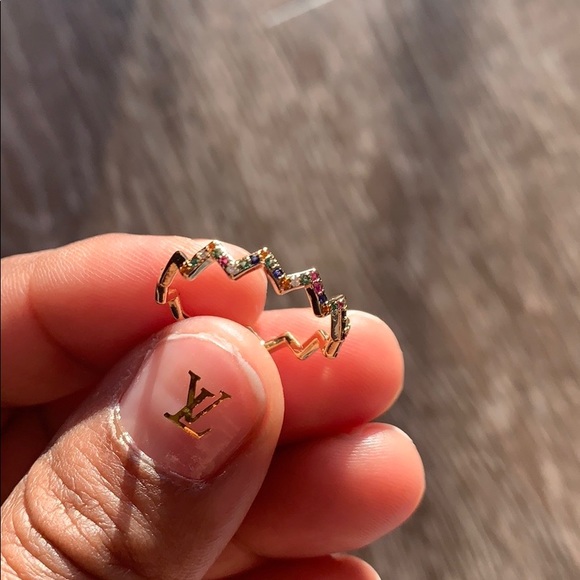 Australian Crystal Rainbow Zigzag Ring.. - Picture 2 of 7